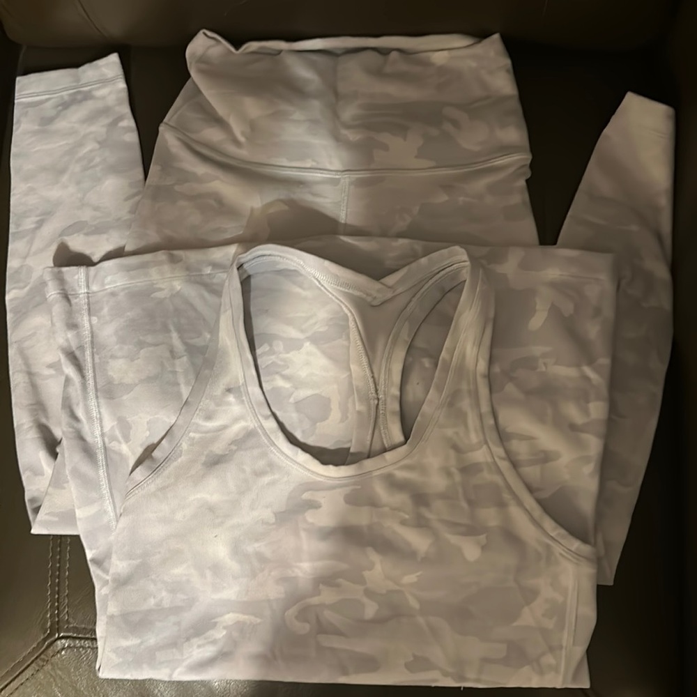 size 4: lululemon camo workout set both peices are in great condition